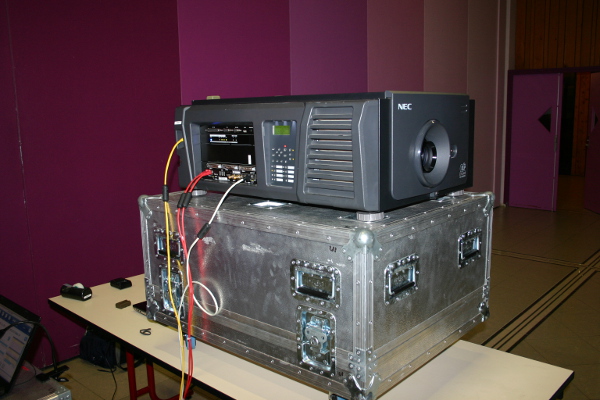 foyer ige cinema projecteur